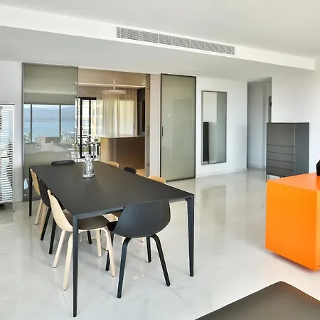 Aparthotel Residenza Leca Colonna 4*